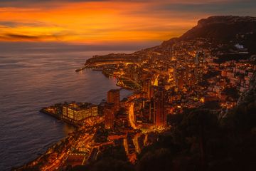 Coucher de soleil sur la principauté de Monaco