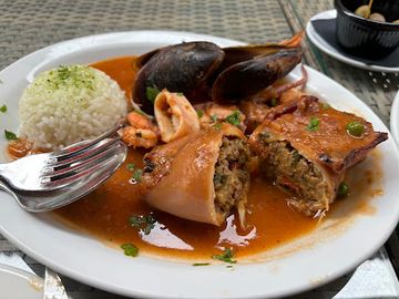 Plat de fruits de mer dans un restaurant à Alcudia