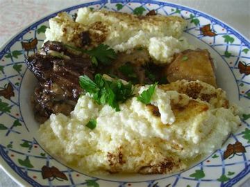 Tave Kosi, spécialité albanaise