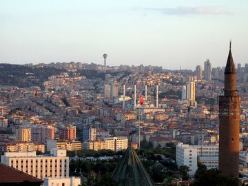 Vue panoramique en hauteur sur Ankara, capitale de la Turquie