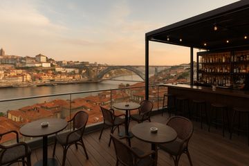Vue panoramique depuis un rooftop de Porto