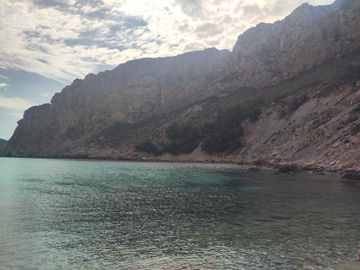 Vue sur la plage de la Cala Boquer près de Port de Pollença