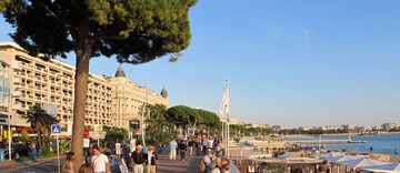 Vue sur la croisette de Cannes